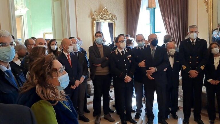 PREFETTURA SALUTI NATALE 2022