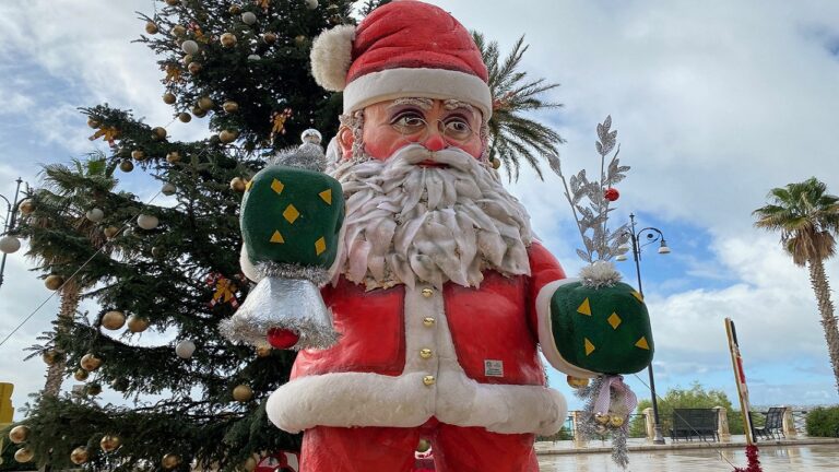 babbo natale piazza 2022