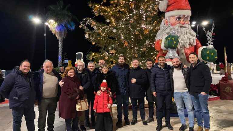 giunta albero natale 2022