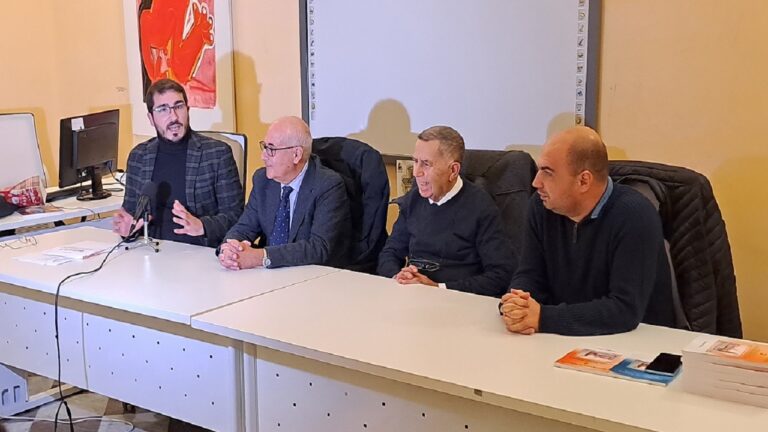 LIBRO RASO HOME 2023