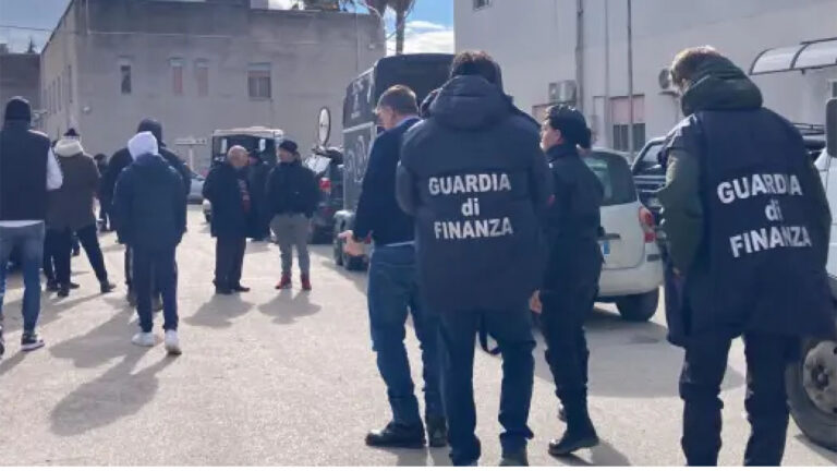 NARO corsa clandestina cavalli