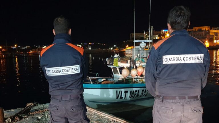 guardia costiera sequestro lampedusa 2023
