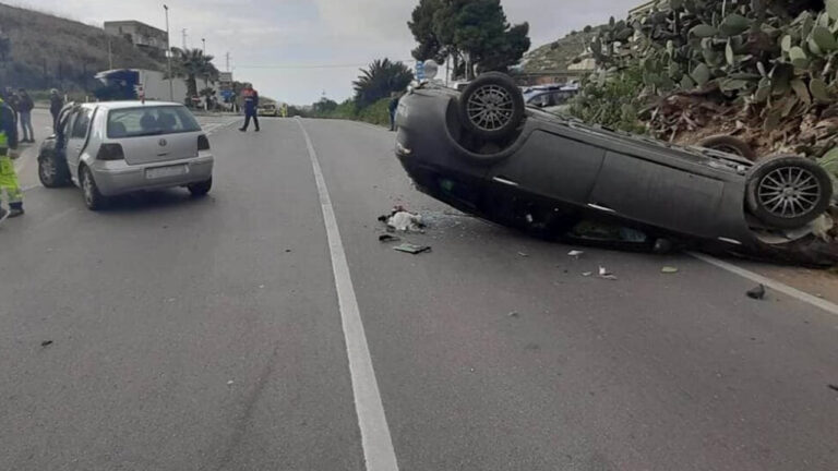 incidente auto statale 115, bivio realmonte
