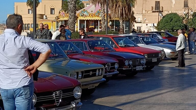 raduno auto vintage 2023 piazza
