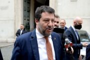 Governo, Salvini “Doveva cascare il mondo e invece bollette scendono”