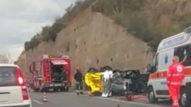 Incidente fatale sulla A20, auto contro un muro_ due vittime-1