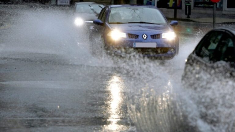 maltempo strade auto