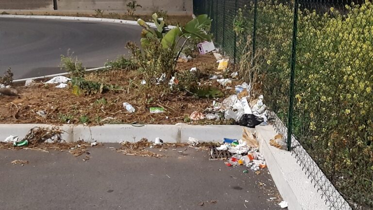stazione bus rifiuti 2023