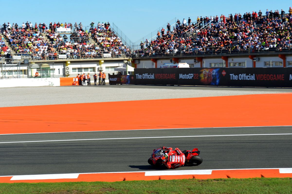 Bagnaia subito a segno, vince la gara sprint di Portimao