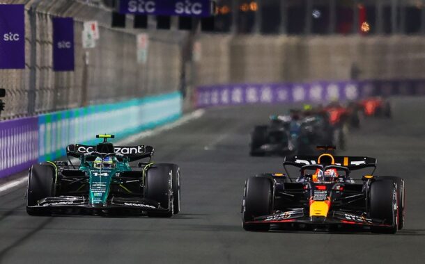 Pioggia, Verstappen e Alonso protagonisti in Australia