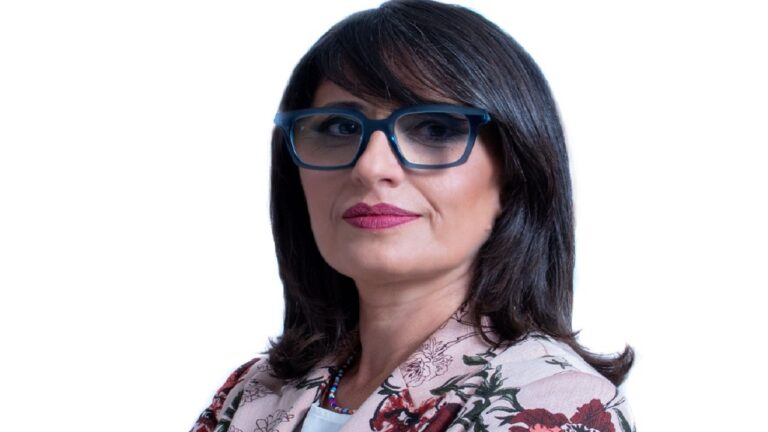 Stella Vella