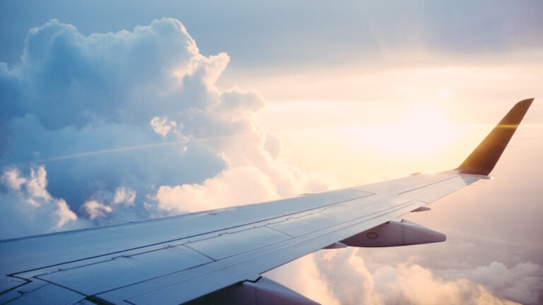aereo in volo