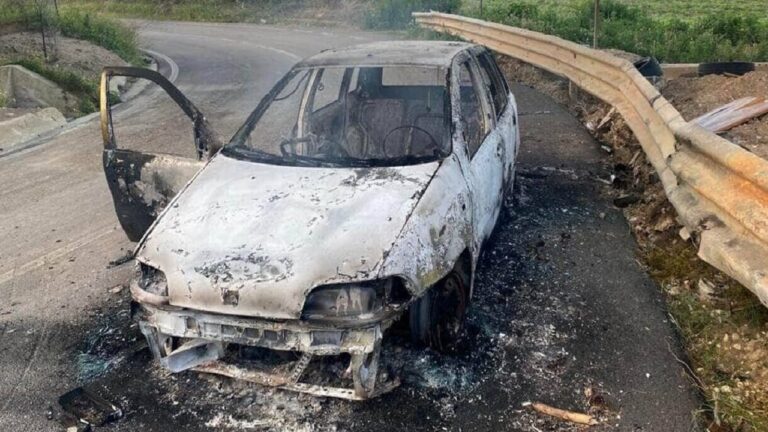 agguato 115 auto bruciata 2023