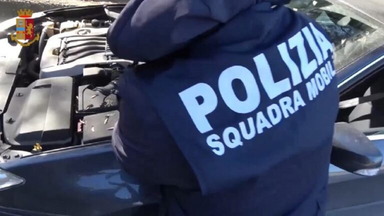 fake cars polizia