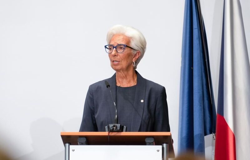 Inflazione, Lagarde “Per combatterla tassi restano strumento migliore”