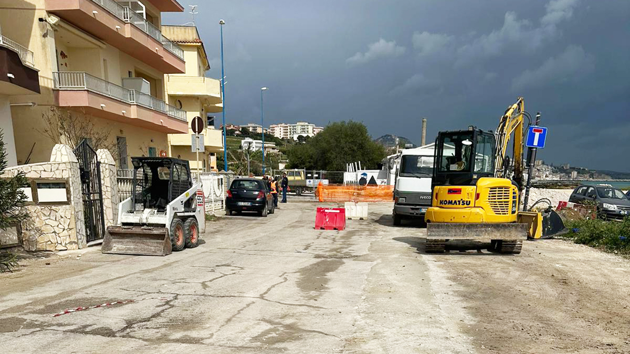 Lavori rete fognaria 1