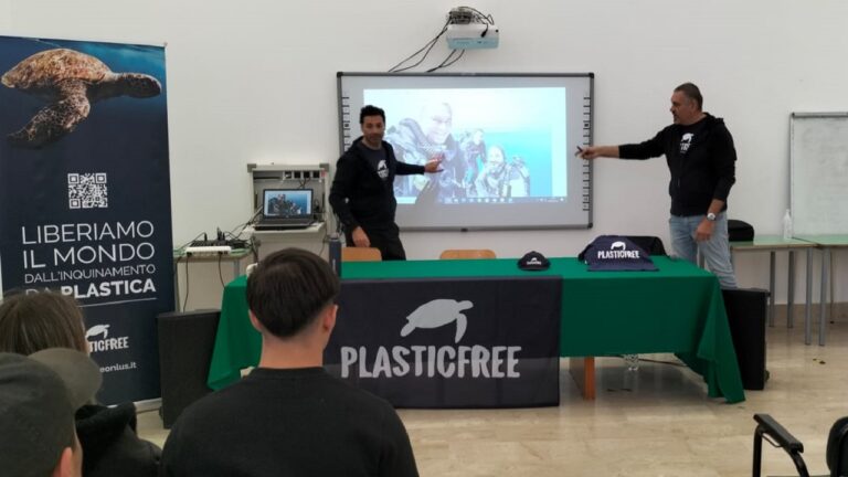 plastic free menfi con tirnetta 2023