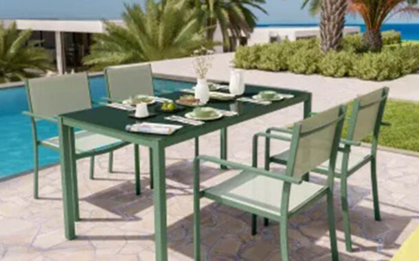 Tre elementi che non possono mancare in un’area pranzo all’aperto