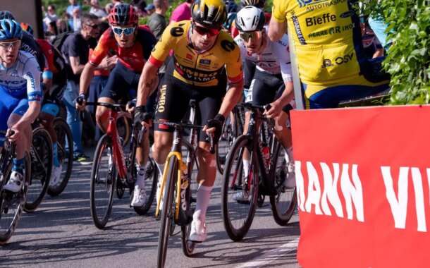 A Cavendish l’ultima tappa del Giro, Roglic vince la corsa