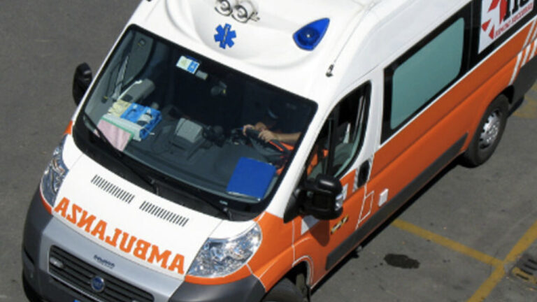 Ambulanza-3-4