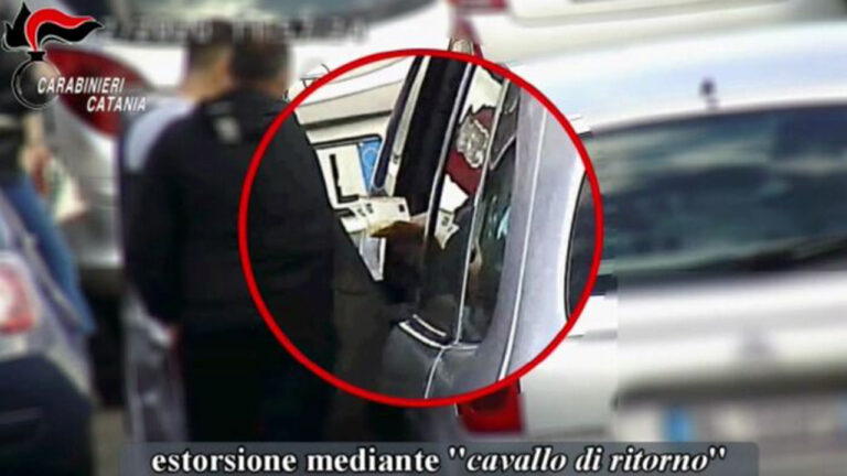 Blitz carabinieri a Catania