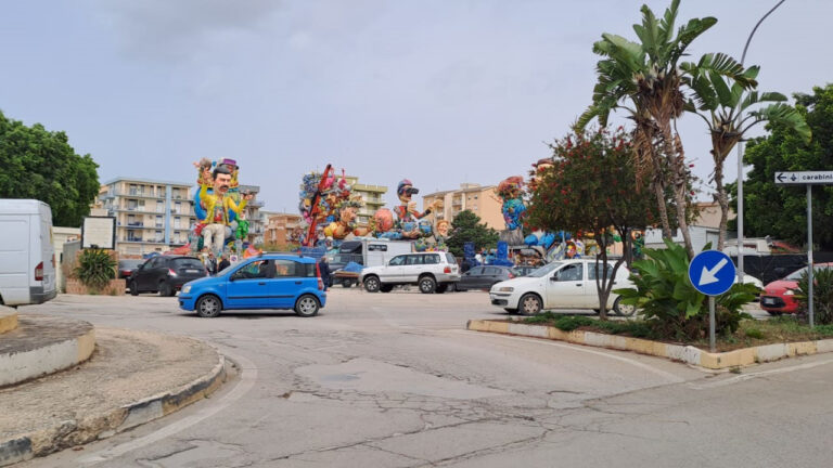 Carnevale piazza La Rosa