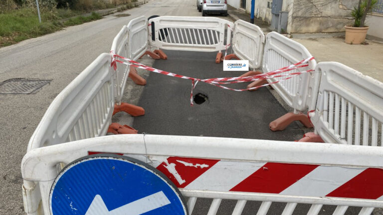 Via Lido transenna cedimento 22 mag 2023