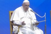 Papa Francesco, staff medico “Il decorso operatorio è regolare”
