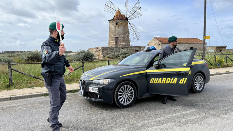 GUARDIA FINANZA TRAPANI