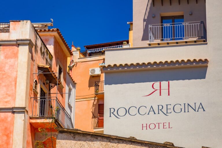 HOTEL ROCCA REGINA 1 (Media)