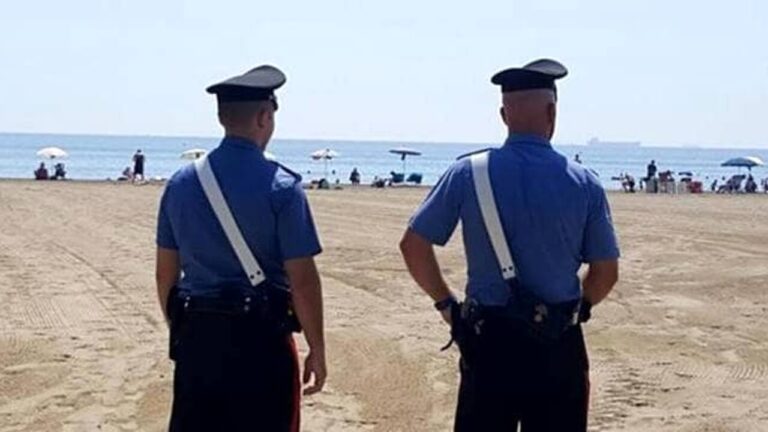 carabinieri-spiaggia-110004.660x368-2
