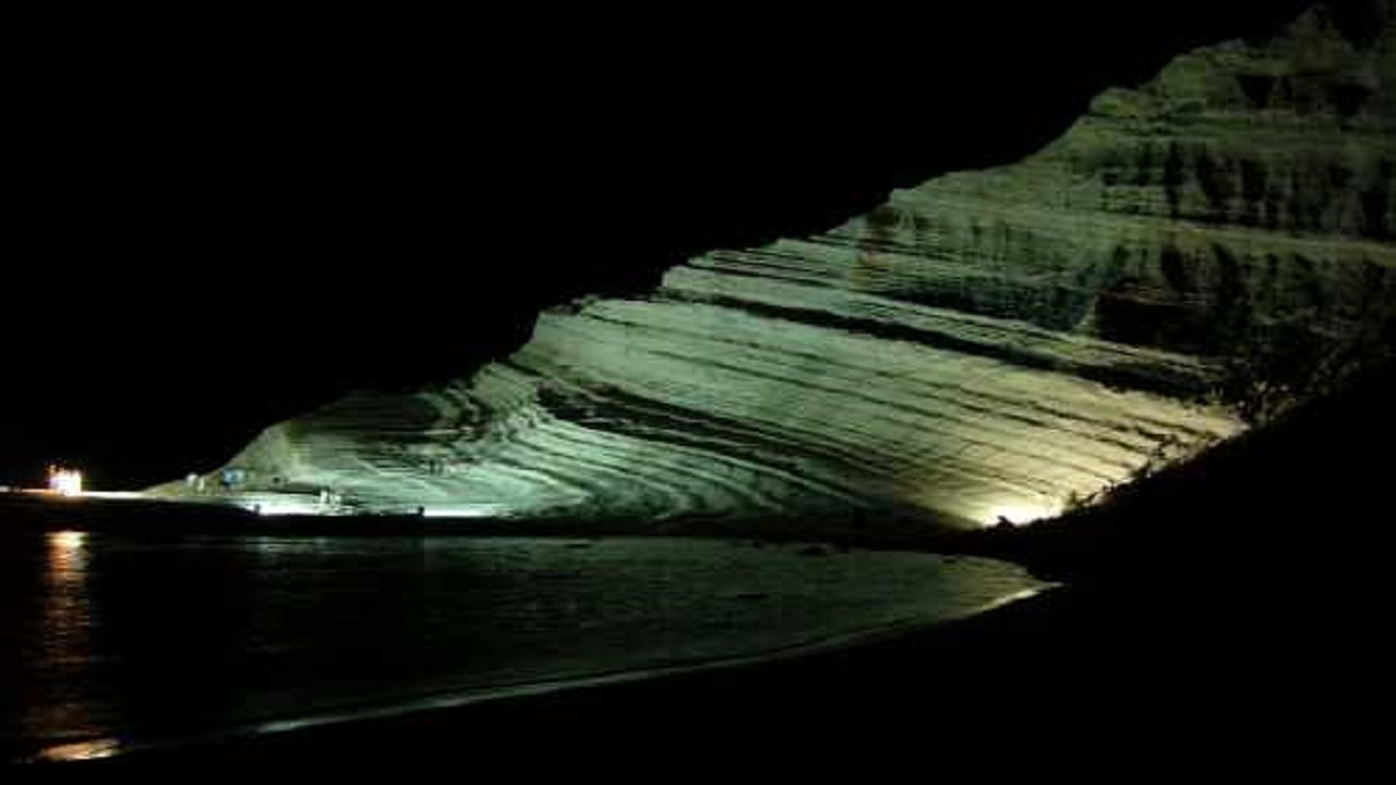 Scala dei Turchi, turista inglese ferito soccorso dai Vigili del fuoco