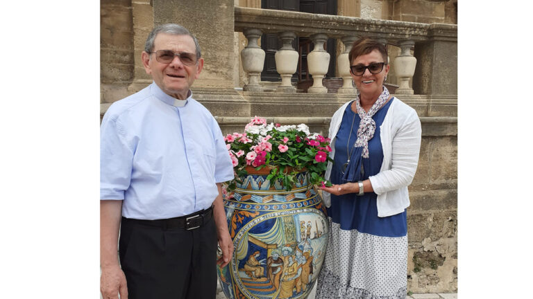 Mariella D'Aleo e don Giuseppe Marciante 1280x720