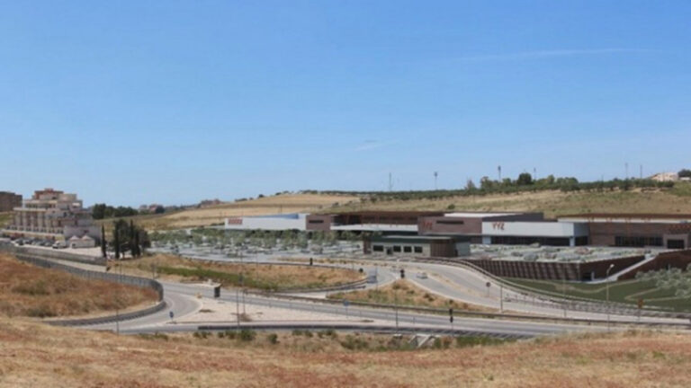 Parco commerciale contrada Ferraro
