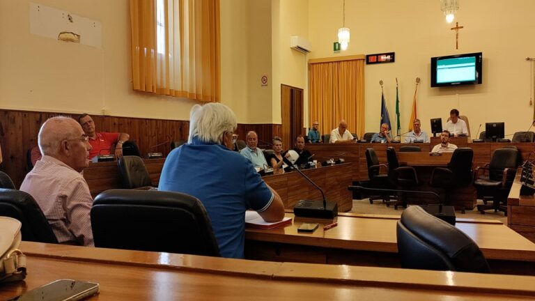 terme riunione aperta consiglio 2023