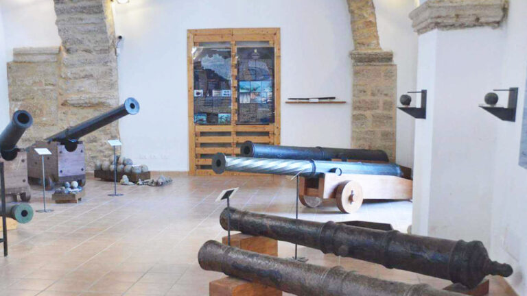 Cannoni museo mare