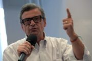 Calenda alle opposizioni “Insieme per il cancellierato”