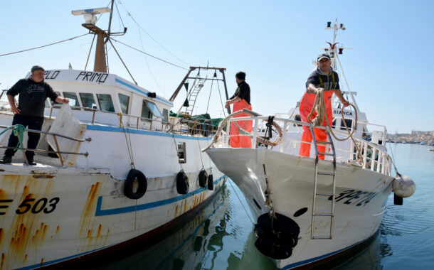 Fermo biologico e proteste: “In città ancora tanti turisti, non possiamo proporre solo pesce congelato”