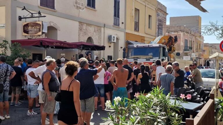 proteste lampedusa 2023