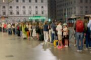 Taxi, un’odissea per clienti e turisti