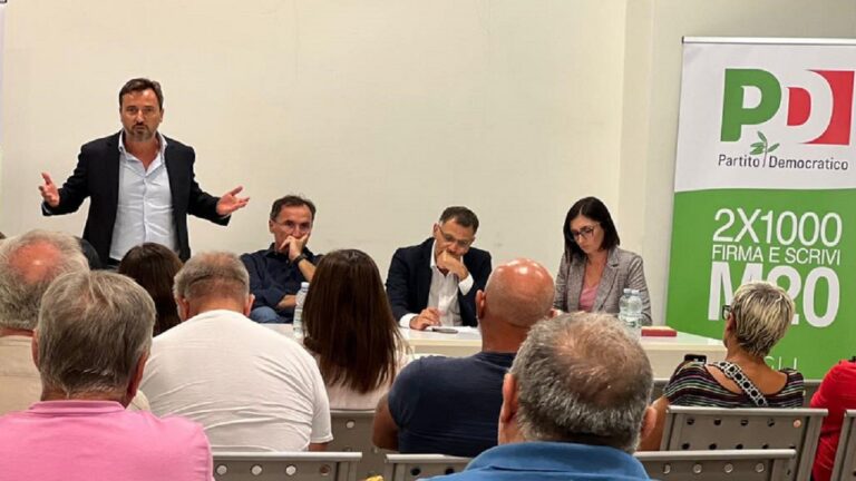 CAtanzaro pd durante riunione 2023