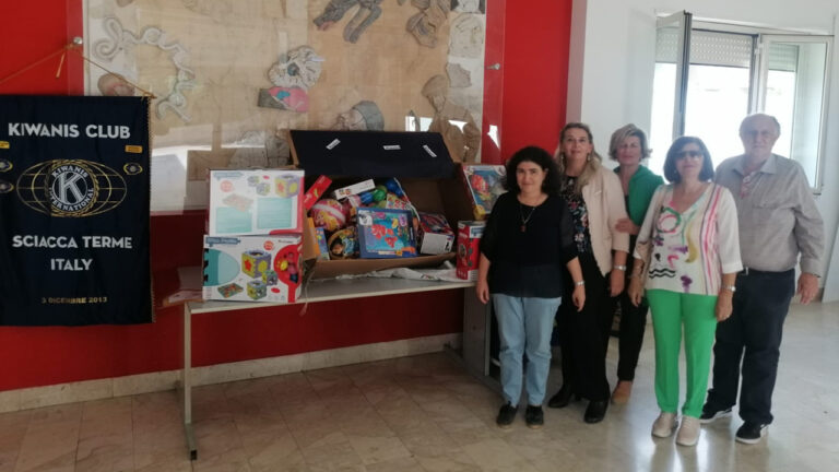 Kiwanis consegna giocattoli 1280x720