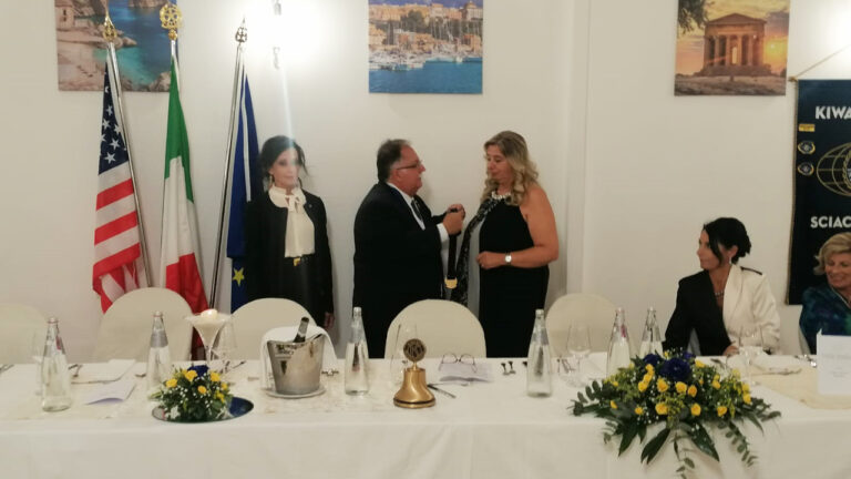 Passaggio campana Kiwanis 2023 2024