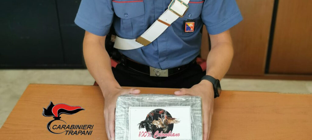 Misiliscemi, bloccati un uomo e una donna con 1 kg di cocaina