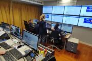 Frodi informatiche e riciclaggio, donna arrestata e diverse denunce