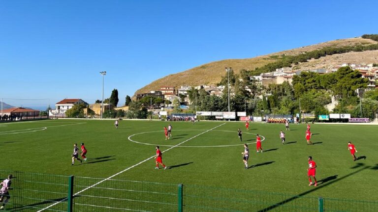 marineo campo di calcio