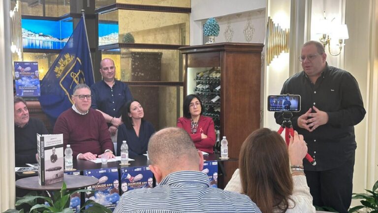 monte conferenza stampa dixmude 2023