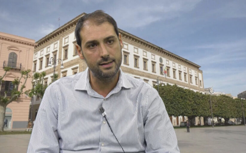 Politica, Sabella verso le dimissioni. Fabio Leonte disponibile ma rimanendo consigliere. Ambrogio sogna