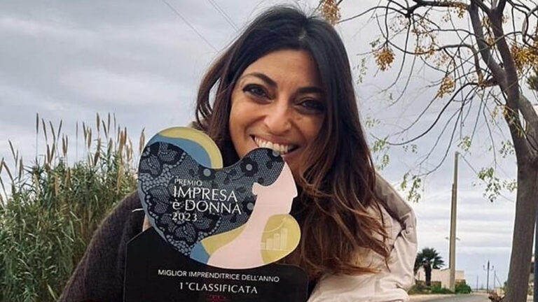 Viviana Rizzuto vince il 1° premio 'Impresa è donna 2023' (2)