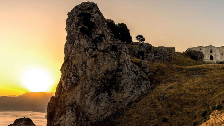 caltabellotta libro 2023